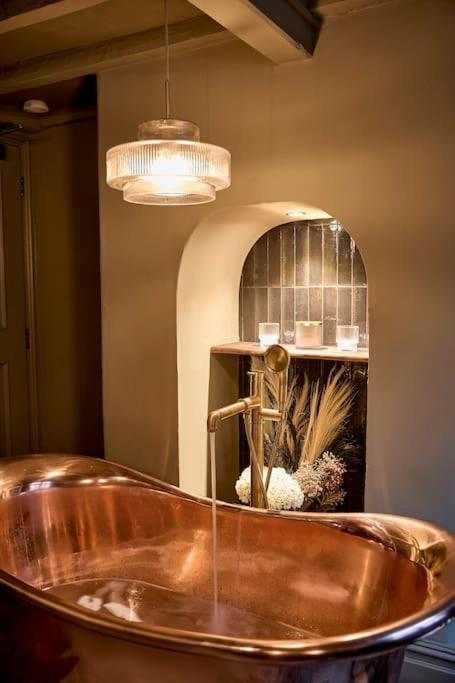 The Knitters House - Luxury 3 Bedroom * Ноттингем