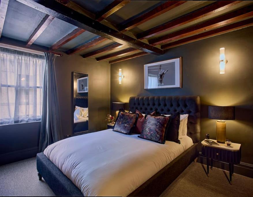 Дом отдыха The Knitters House - Luxury 3 Bedroom